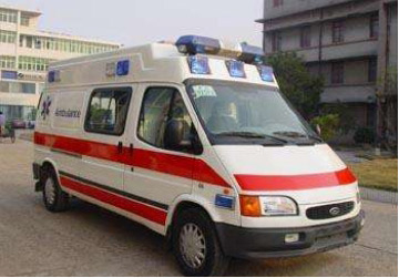 荥经县救护车租赁